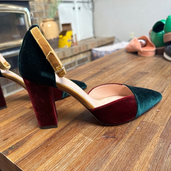 J. Crew Pointed-toe pumps in colorblock velvet W 7.5 - Picture 1 of 6